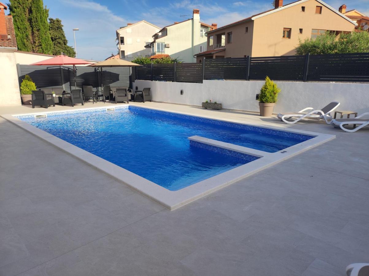 Viktor Rooms And Apartments Rovinj Exterior foto