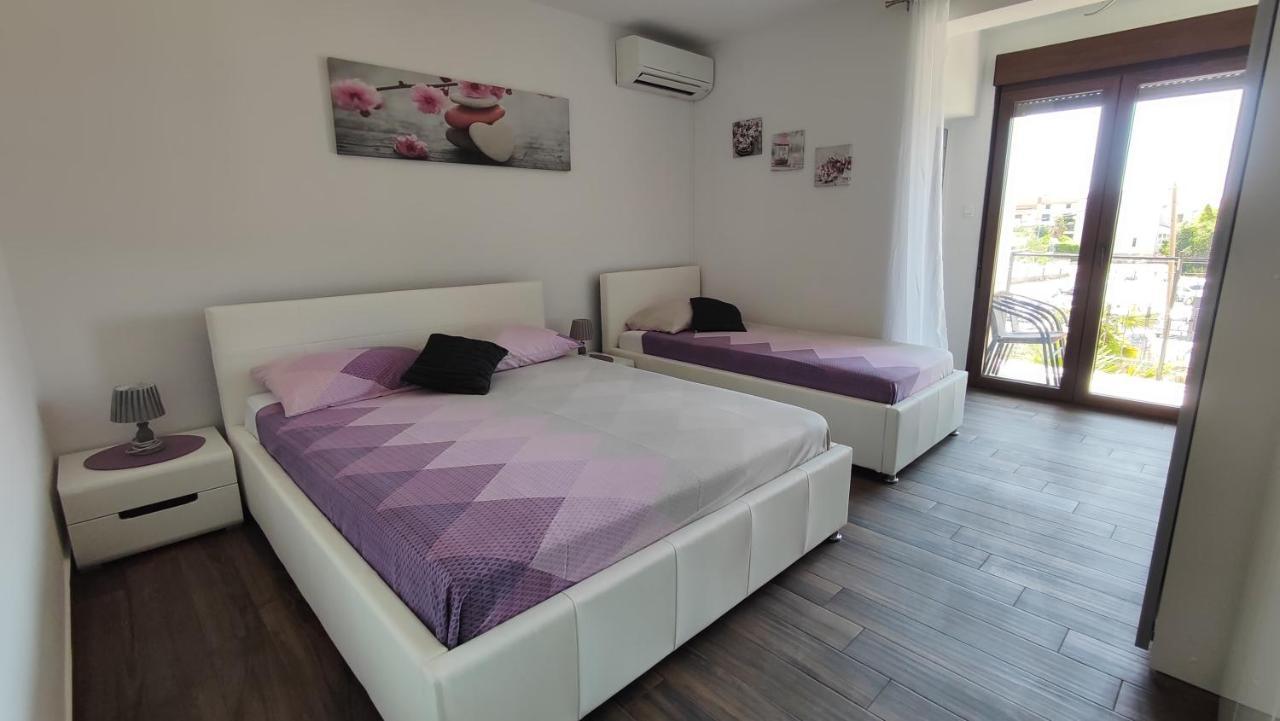 Viktor Rooms And Apartments Rovinj Exterior foto