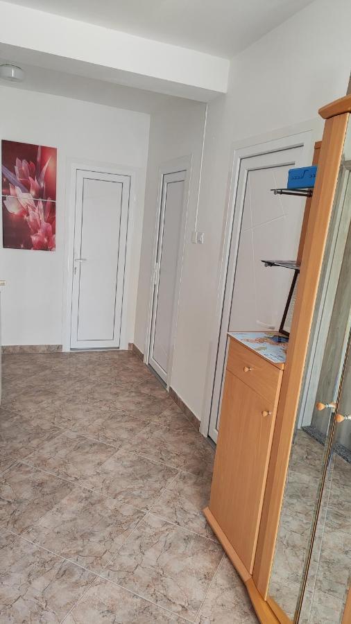 Viktor Rooms And Apartments Rovinj Exterior foto